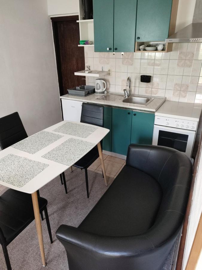 Guesthouse Suzy Pula Zewnętrze zdjęcie