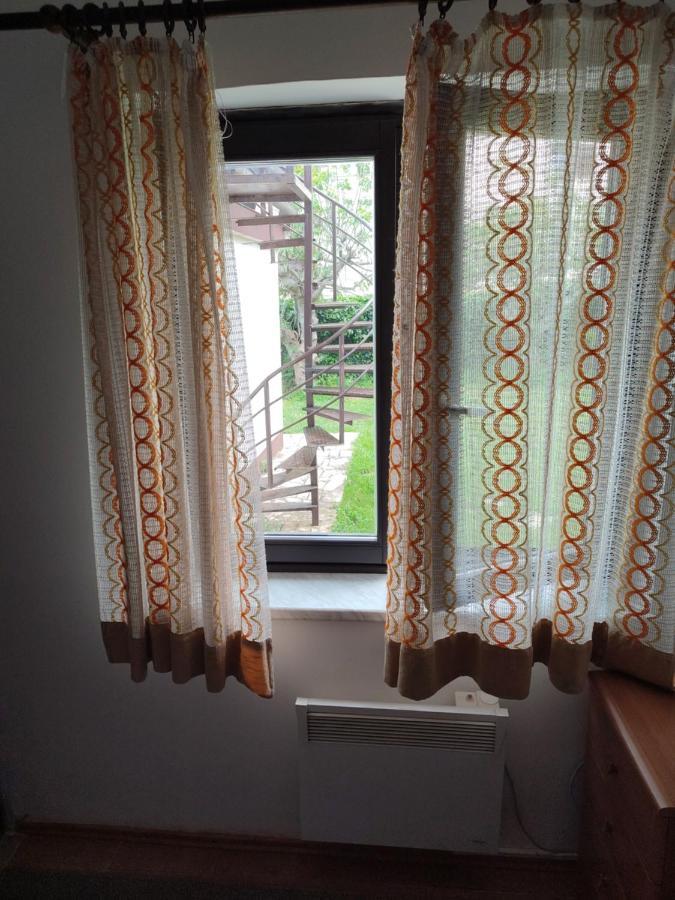 Guesthouse Suzy Pula Zewnętrze zdjęcie