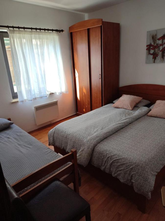 Guesthouse Suzy Pula Zewnętrze zdjęcie