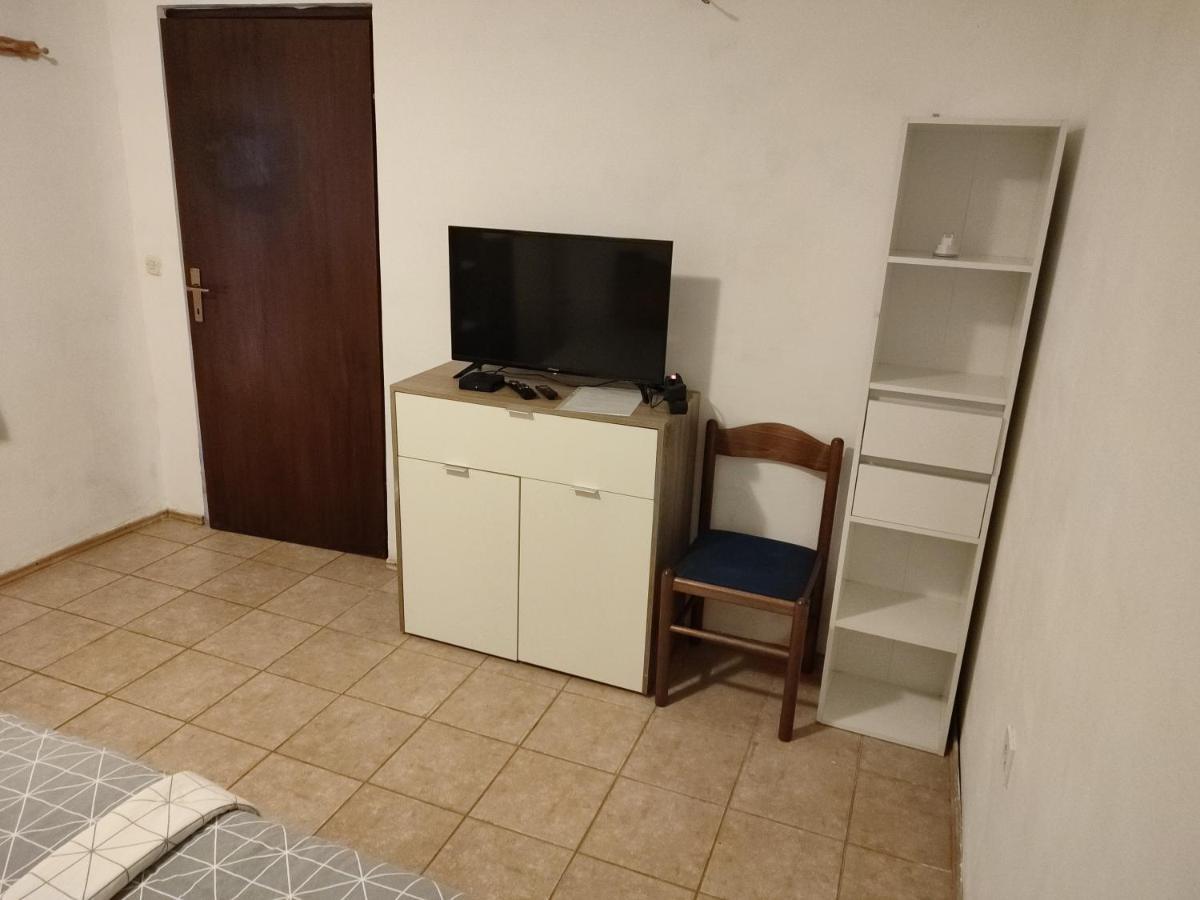 Guesthouse Suzy Pula Zewnętrze zdjęcie