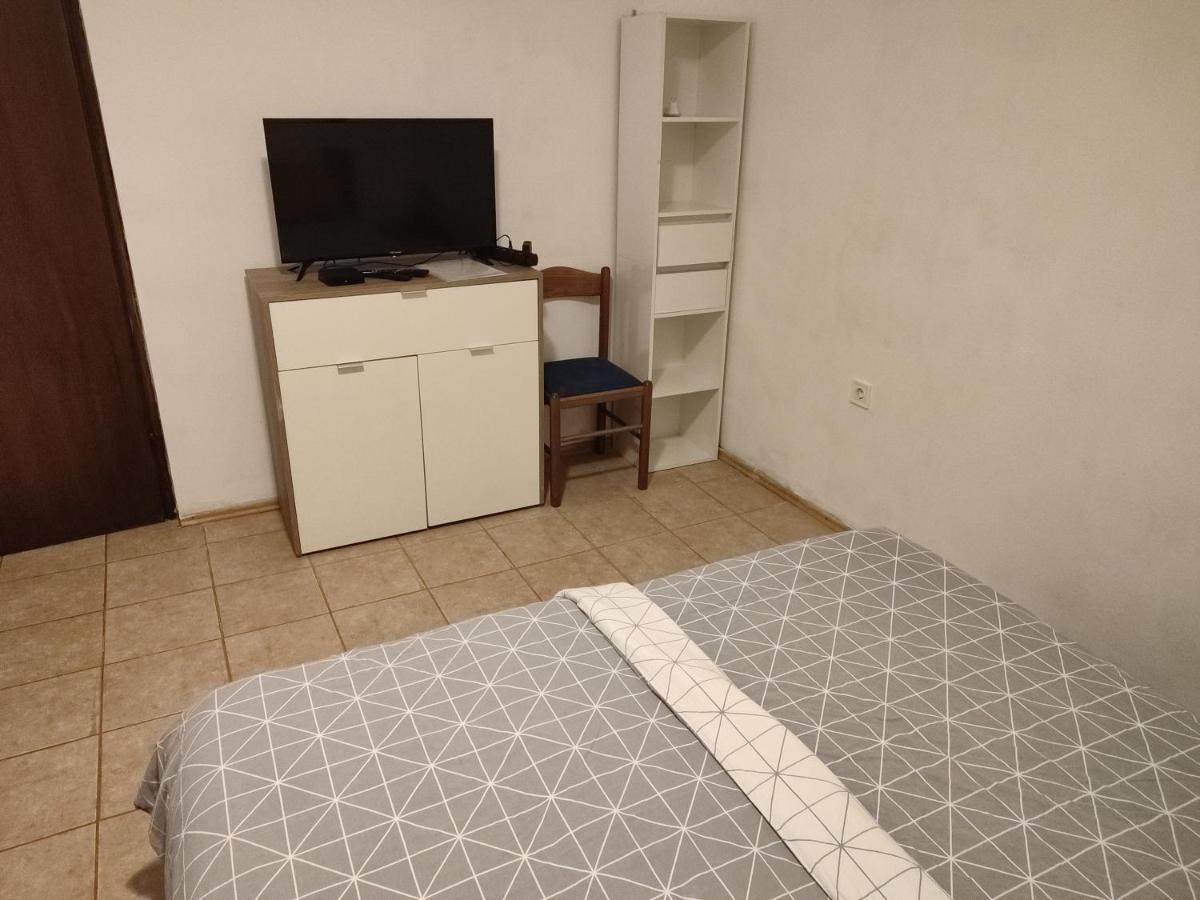 Guesthouse Suzy Pula Zewnętrze zdjęcie