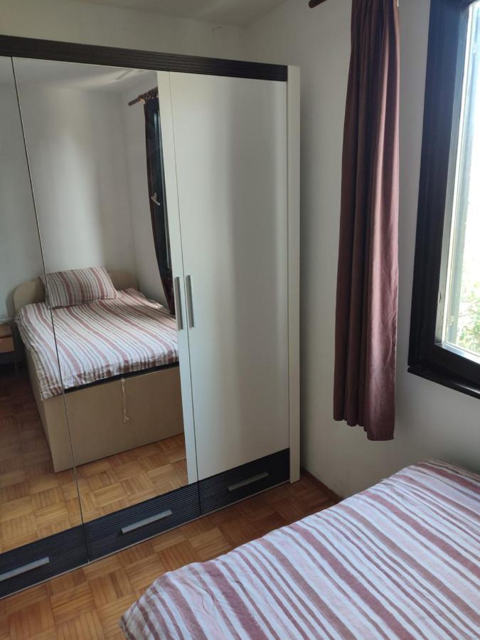 Guesthouse Suzy Pula Zewnętrze zdjęcie