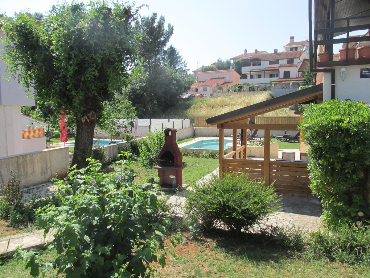 Guesthouse Suzy Pula Zewnętrze zdjęcie