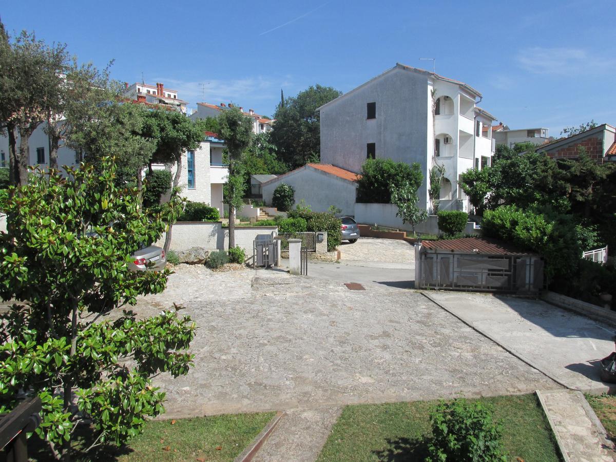 Guesthouse Suzy Pula Zewnętrze zdjęcie