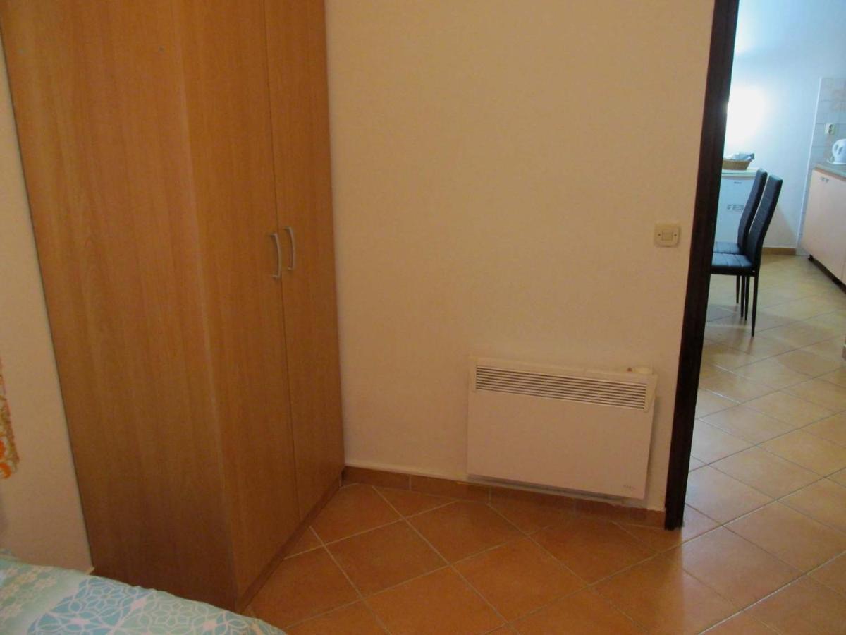 Guesthouse Suzy Pula Zewnętrze zdjęcie